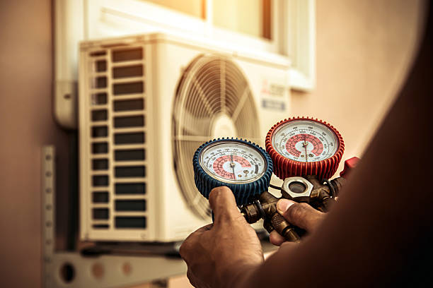 Professional Heat Pump Repair technician working in South Dennis, NJ